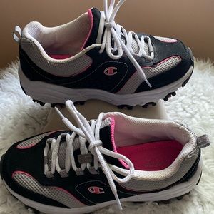 Champion tennis shoes excellent condition